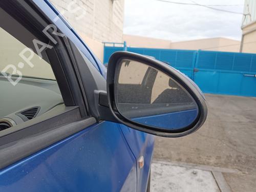 Used Right mirror CHEVROLET AVEO Hatchback (T300) 1.3 D (95 hp) 16483655