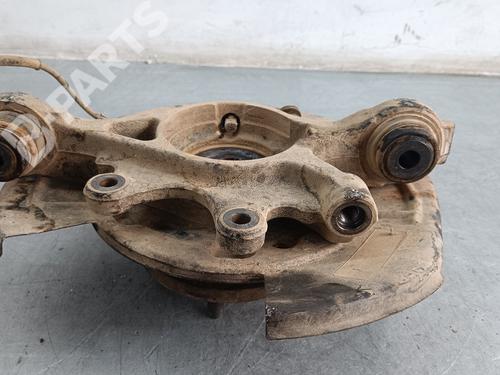 Left rear steering knuckle LAND ROVER RANGE ROVER SPORT I (L320) 2.7 D 4x4 | BP9839165M27 