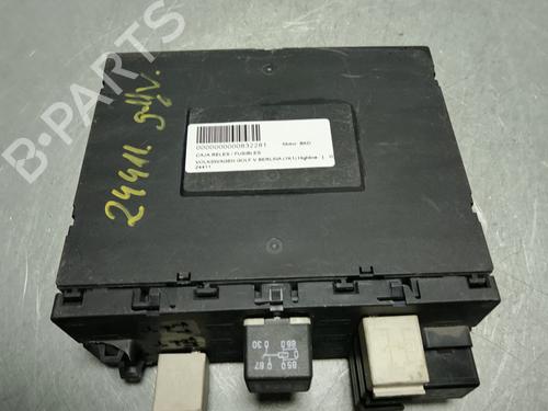 Used Fuse box Fuse box VW GOLF V (1K1) [2003-2010] 35754127 35754127