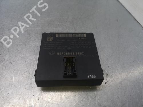 Used Electronic module MERCEDES-BENZ S-CLASS (W221, V221) S 320 CDI (221.022, 221.122) (235 hp) 21496050