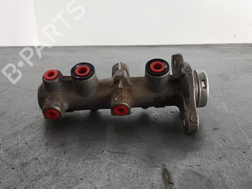 Used Brake master cylinder MITSUBISHI L200 / TRITON (KA_T, KB_T) 2.5 DI-D 4WD (KB4T) (136 hp) 7014570