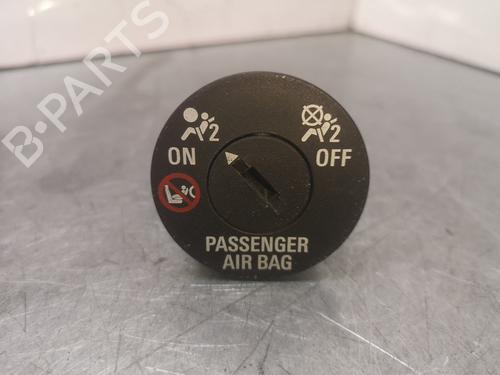 Spak kontakt OPEL ASTRA J (P10) [2009-2016]  13876650
