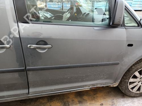 Used Right front door Right front door 32843404 32843404