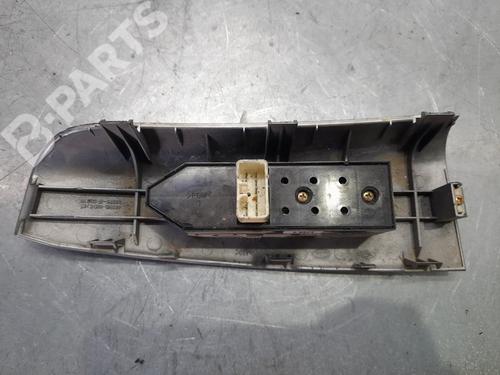 Right front window switch KIA SPORTAGE II (JE_, KM_) 2.0 CRDi 4WD | BP5017115I26 