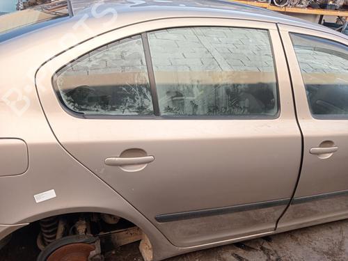 Used Right rear door SKODA OCTAVIA II (1Z3) 2.0 TDI (140 hp) 28114136