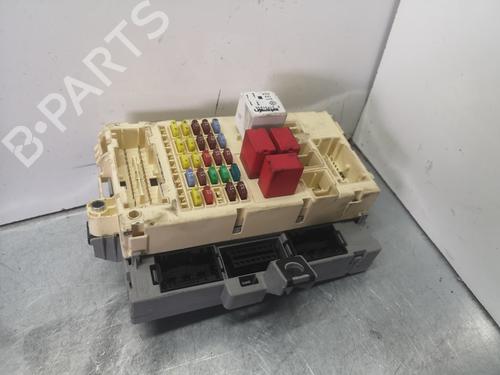 Fuse box FIAT STILO (192_) 1.9 D Multijet (120 hp) 13645052