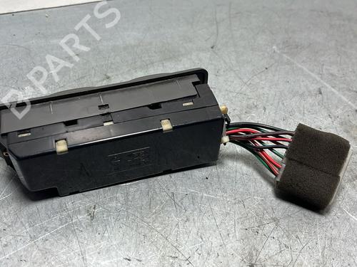 Left front window switch KIA SPORTAGE SUV (K00) 2.0 TD 4WD | BP32273149I27