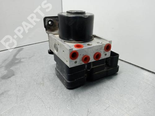 ABS pump RENAULT TWINGO II (CN0_) 1.5 dCi (CN0E) 8201040536 |