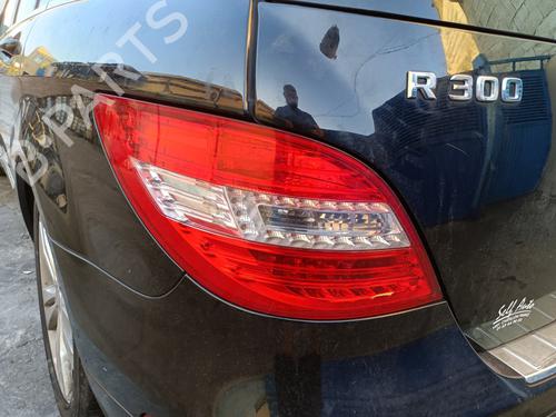 Used Left taillight MERCEDES-BENZ R-CLASS (W251, V251) R 280 CDI (251.121, 251.026, 251.126) (190 hp) 28132560