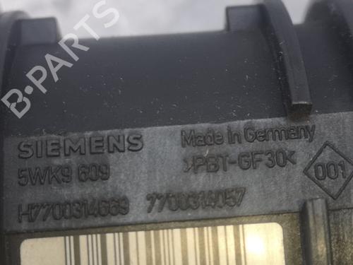 Mass air flow sensor RENAULT LAGUNA II (BG0/1_) 2.2 dCi (BG0F) | BP18029461M95 