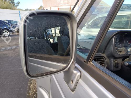 Used Left mirror MITSUBISHI GALLOPER (JK-01) 3.0 V6 (141 hp) 31589344