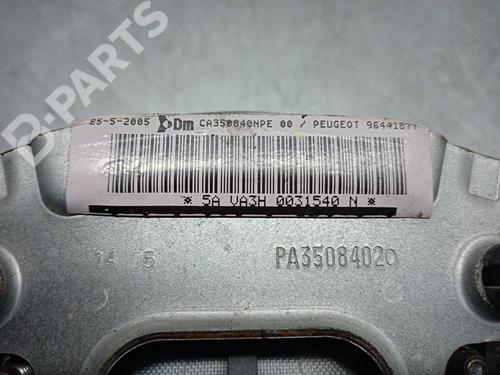 Driver airbag PEUGEOT 1007 (KM_) 1.4 HDi | BP4234377C9