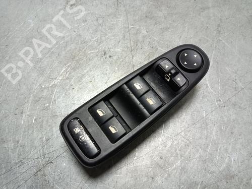 Used Left front window switch Left front window switch CITROËN C4 Picasso I MPV (UD_) [2006-2015] 33052814 33052814