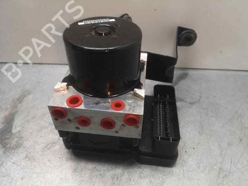Used ABS pump VOLVO V40 Hatchback (525) D3 (150 hp) 4236347