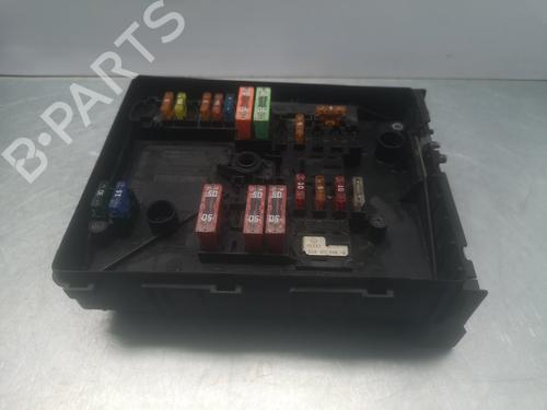 Used Fuse box Fuse box 38068467 38068467