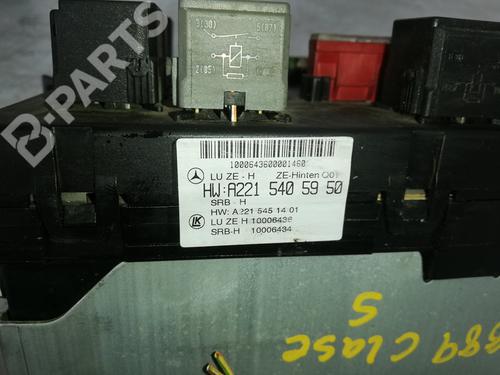 Fuse box MERCEDES-BENZ S-CLASS (W221, V221) S 320 CDI (221.022, 221.122) | BP9588364E1 