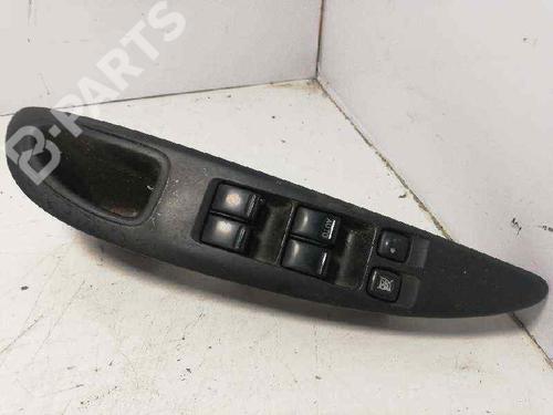 Used Left front window switch NISSAN PRIMERA Hatchback (P12) [2002-2025]  5837873