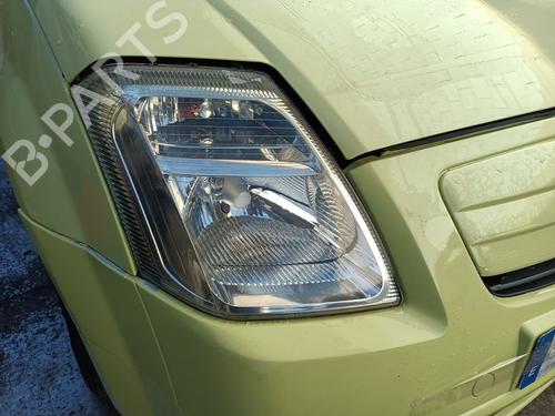 Used Right headlight CITROËN C2 (JM_) 1.4 HDi (68 hp) 31316540