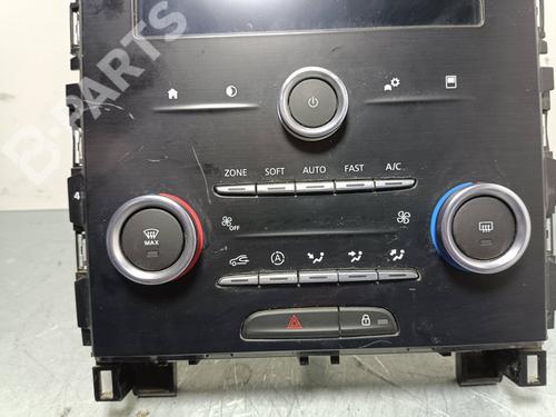 Radio RENAULT MEGANE IV Hatchback (B9A/M/N_) 1.3 TCe 115 (B9N9) | BP11021537E6 