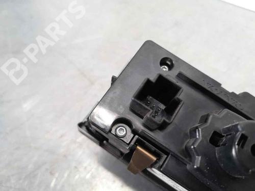 Headlight switch LAND ROVER FREELANDER 2 (L359) 2.2 TD4 4x4 | BP7527265I24 