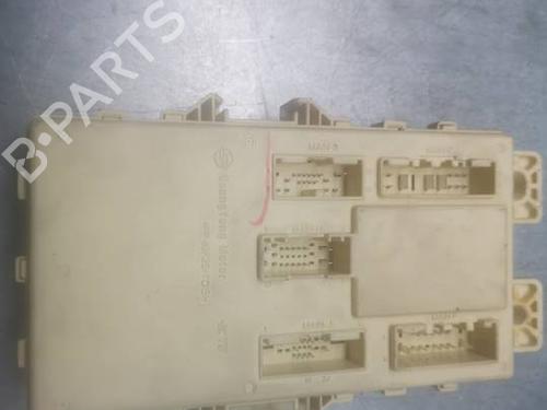Used Fuse box Fuse box SSANGYONG XLV SUV e-XGi 160 (128 hp) 40154212 40154212