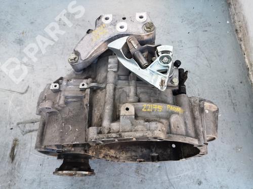 Used Gearbox VW PASSAT B6 (3C2) 2.0 TDI (140 hp) 9443704