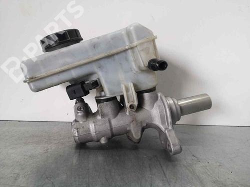 Used Brake master cylinder SKODA SUPERB III (3V3) 2.0 TDI (150 hp) 7547124