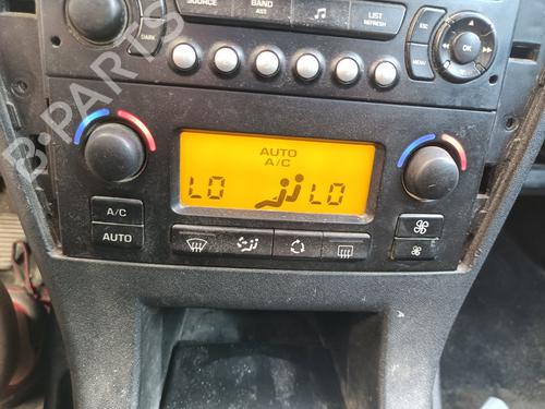 Used Climate control Climate control 37012724 37012724