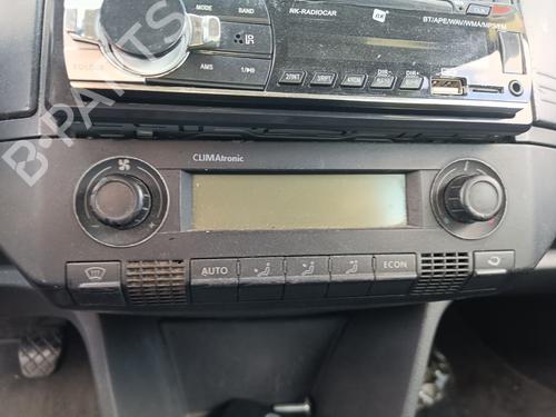 AC Styreenhet / Manøvreringsenhet VW POLO (9N_, 9A_) 1.4 TDI (75 hp) 18126673