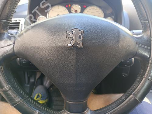 Used Driver airbag PEUGEOT 407 (6D_) 2.0 HDi 135 (6DRHRH, 6DRHRE, 6DRHRG, 6DRHRJ) (136 hp) 29636021