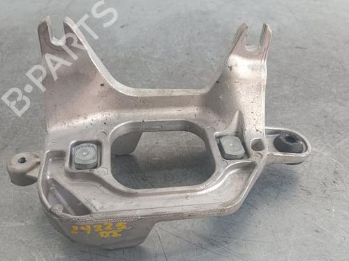 Used Support RENAULT MEGANE IV Hatchback (B9A/M/N_) 1.3 TCe 115 (B9N9) (116 hp) 15590808