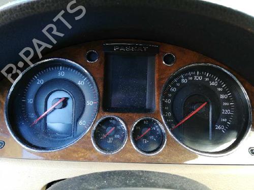 Used Instrument cluster VW PASSAT B6 (3C2) [2005-2010]  4232134