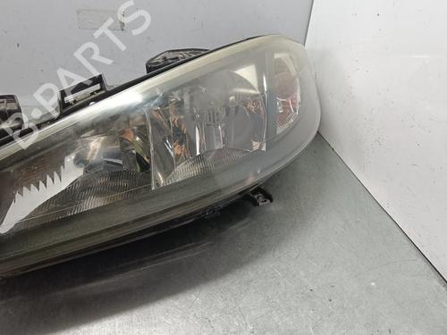 Venstre forlygte RENAULT MEGANE II Saloon (LM0/1_) 1.9 dCi (LM0G, LM1G, LM2C) (120 hp) 29710713