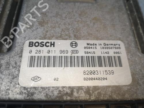 Engine control unit (ECU) RENAULT LAGUNA II (BG0/1_)  | BP13816782M57 