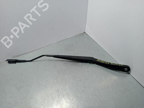 Used Front windshield wiper arm FORD TOURNEO COURIER B460 MPV 1.0 EcoBoost (100 hp) 30703449