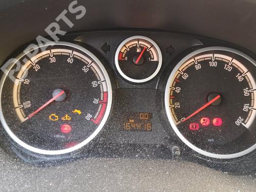 Compteur de vitesse OPEL CORSA D (S07) 1.4 (L08, L68) (100 hp) 9573005