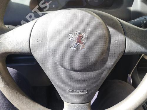 driver-airbag-peugeot-1007-km_-14-hdi-2005-9746719 main image