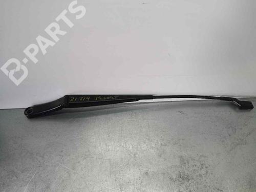 Used Front windshield wiper arm VW PASSAT B6 (3C2) 2.0 TDI (110 hp) 7564502