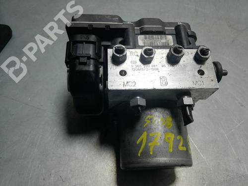 Used ABS pump PEUGEOT 5008 (0U_, 0E_) 1.6 HDi (112 hp) 2232514