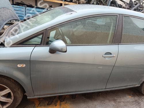 Used Left front door SEAT LEON (1P1) [2005-2013]  25382078