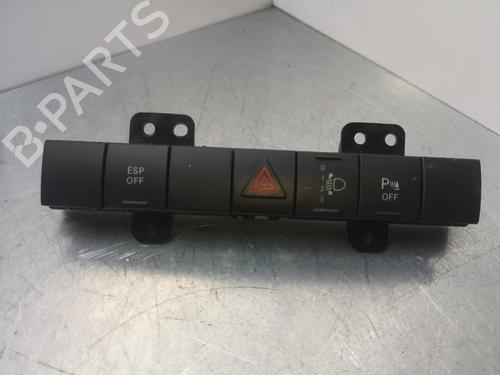 Bouton de warning DODGE NITRO 2.8 CRD 4WD (177 hp) 16843243