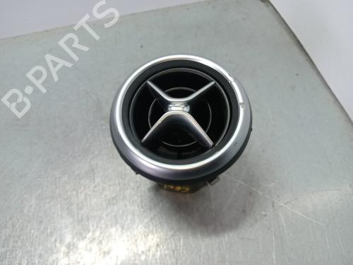 Used Air vent MERCEDES-BENZ A-CLASS (W176) A 200 CDI (176.001) (136 hp) 32188178