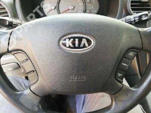 Used Driver airbag KIA CARENS III MPV (UN) 2.0 CRDi 140 (140 hp) 4234966