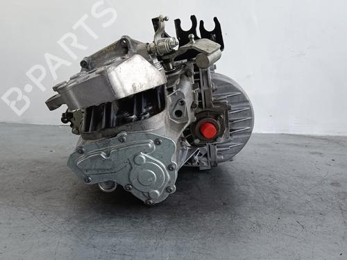 Front right lock KIA SORENTO I (JC) 2.5 CRDi 4WD | BP18328418C97 