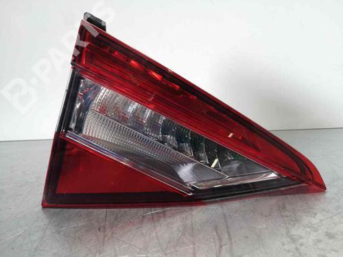 Achterlicht kofferdeksel achterklep links SKODA SUPERB III (3V3) 2.0 TDI (150 hp) 7547460