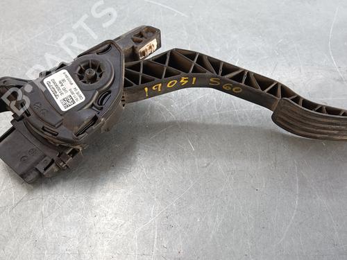 Used Pedal VOLVO S60 II (134) D4 (163 hp) 5027310