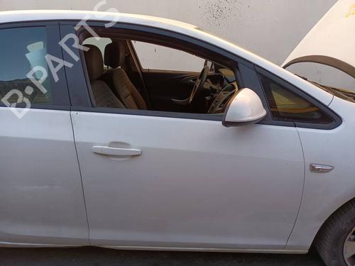 Used Right front door Right front door OPEL ASTRA J (P10) [2009-2016] 40523109 40523109