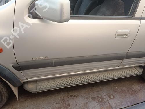 Dør venstre foran OPEL FRONTERA B (U99) 2.2 DTI (6B_ZC, 6B_VF, 6B_66, 6B_76) (116 hp) 31172428