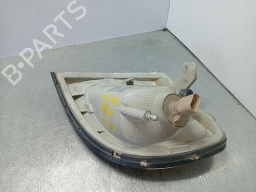 Right front indicator HYUNDAI TRAJET (FO) 2.0 CRDi | BP32521214C33