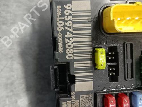 Fuse box PEUGEOT 307 (3A/C) 1.6 HDi | BP28977452E1 